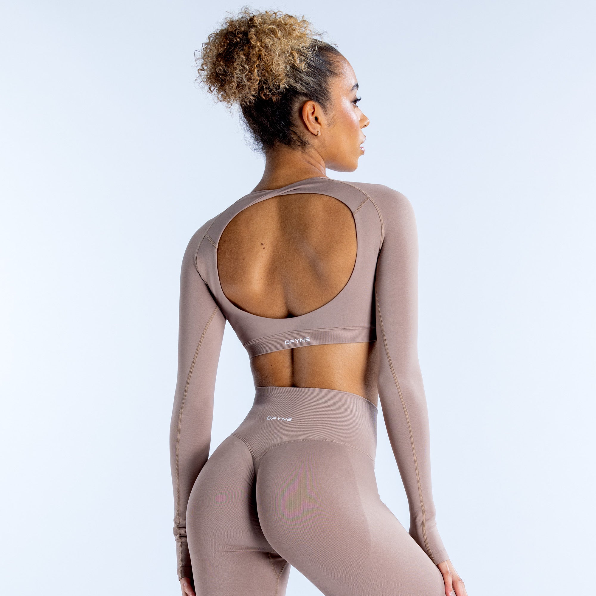 Τοπ DFYNE Dynamic Long Sleeve Crop γυναικεια Μπεζ | 096354WOK