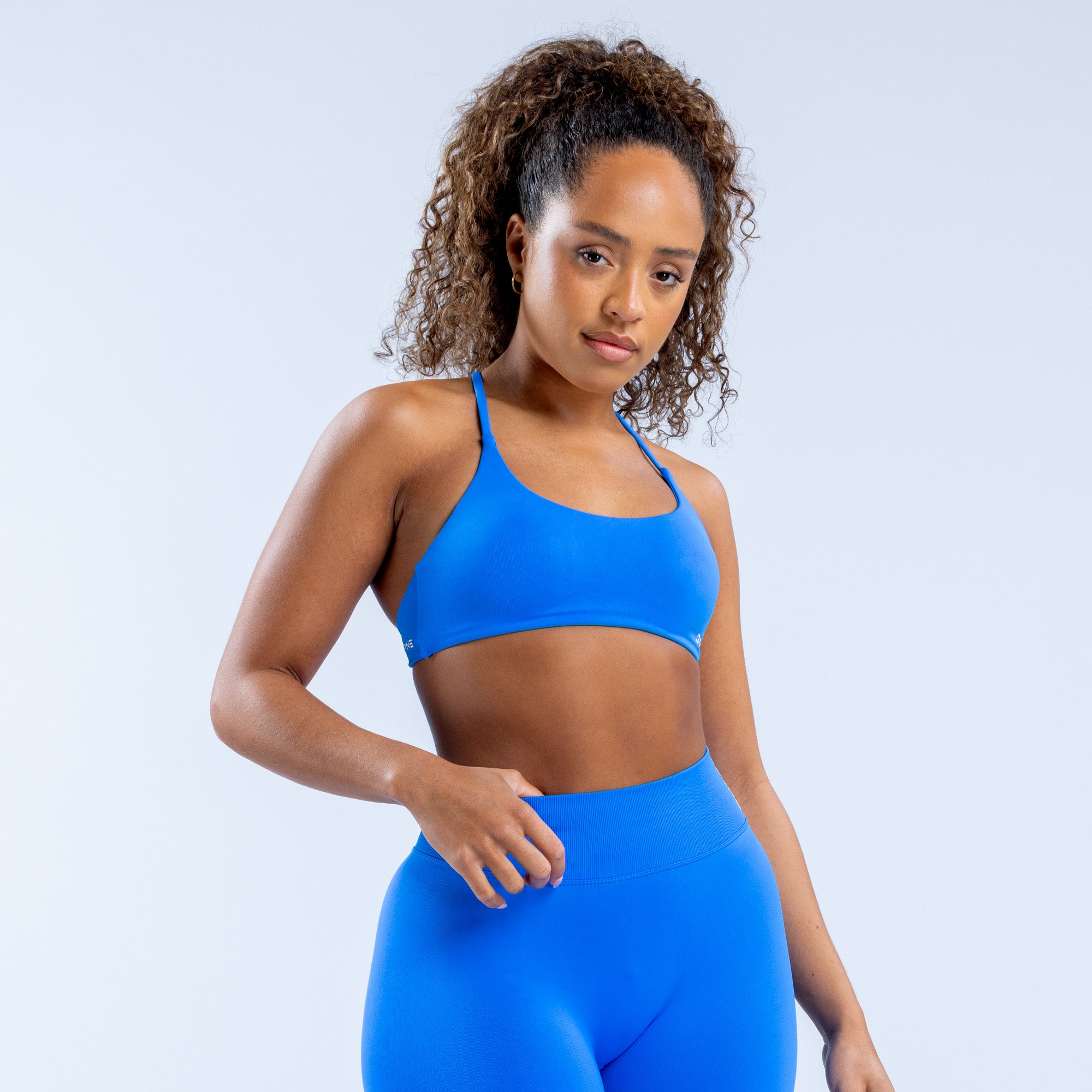 Αθλητικο Σουτιεν DFYNE Dynamic Twist Back γυναικεια μπλε | 021534MYN